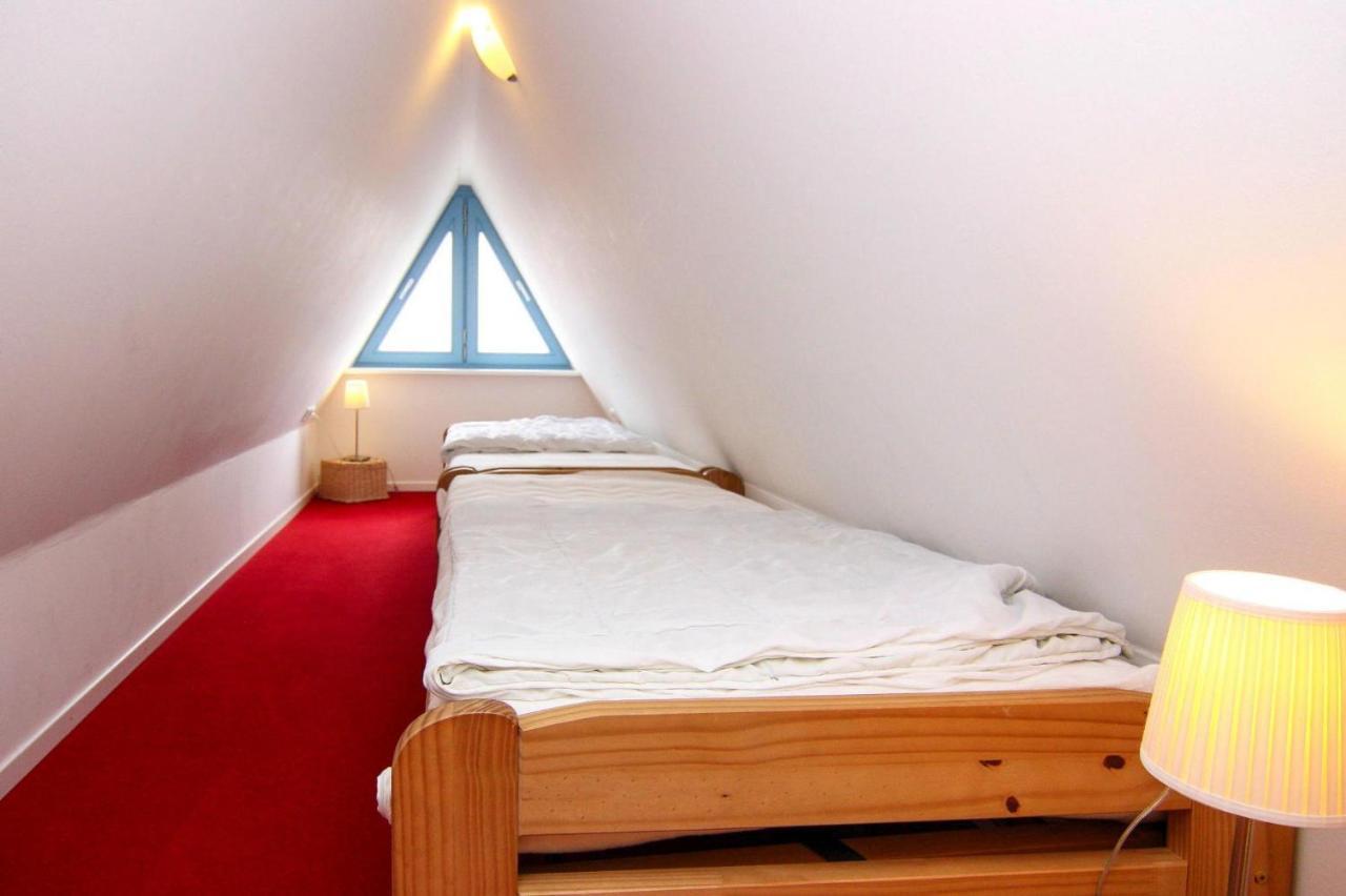 Reetdachhaus Mit Eigenem Strandkorb In Wohlenberg An Der Ostsee Esterno foto